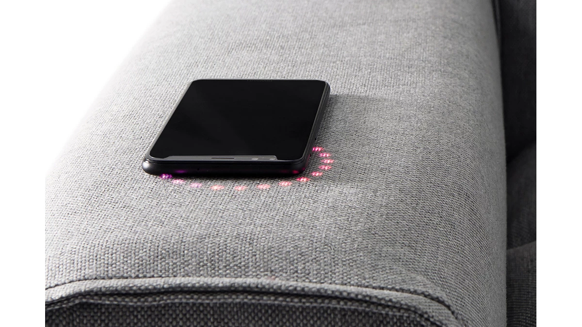 Canapé Connecté 3 Places En Tissu Gris Clair 8 Canapé Connecté 3 Places En Tissu Gris Clair – Image 6