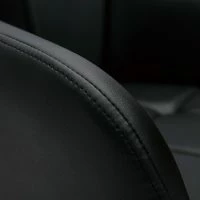 Chaises Design Matelassées Noires Et Métal Noir (lot De 2) MONTERO -Boutique Miliboo chaises design matelassees noires et metal noir lot de 2 montero 52268 62c6b8ff1b19b 1200 675