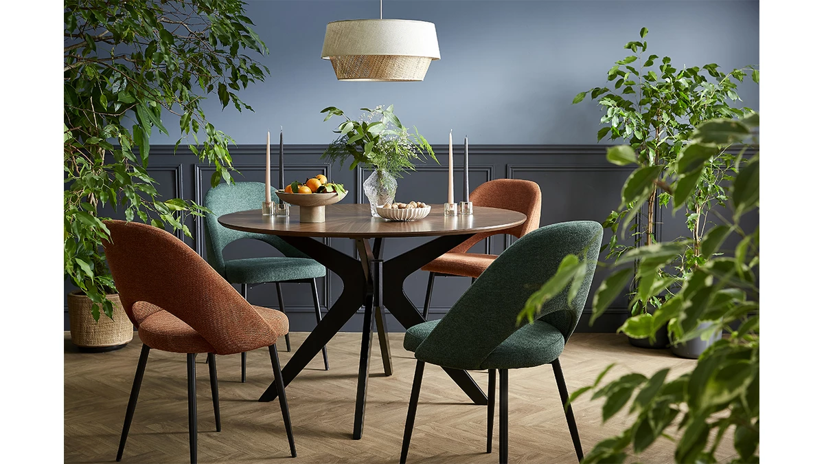 Chaises Vintage En Tissu Effet Velours Texturé Vert Et Métal Noir (lot De 2) COSETTE 9 Chaises Vintage En Tissu Effet Velours Texturé Vert Et Métal Noir (lot De 2) COSETTE – Image 7