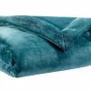 Plaid En Polyester Bleu Canard 150 X 200 Cm FERO -Boutique Miliboo plaid en polyester bleu canard 150 x 200 cm fero 47340 5d8de69a599e1 1200 675