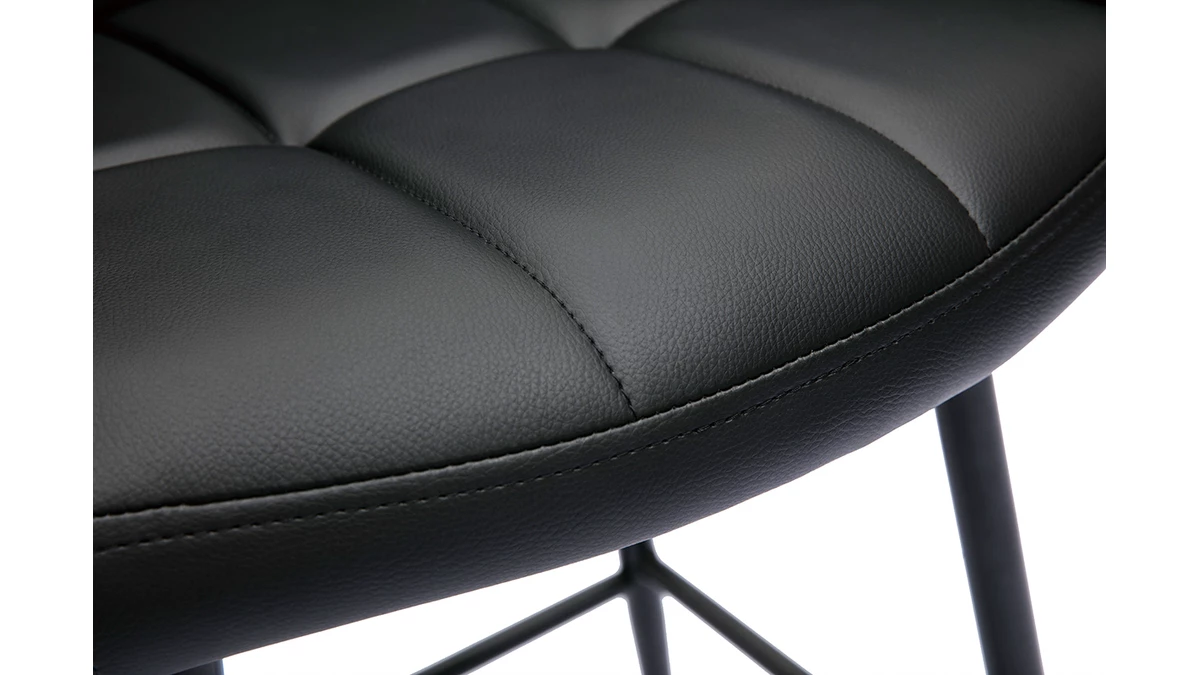 Tabourets De Bar Avec Sièges Matelassés Noirs Et Métal Noir H65 Cm (lot De 2) MONTERO 8 Tabourets De Bar Avec Sièges Matelassés Noirs Et Métal Noir H65 Cm (lot De 2) MONTERO – Image 6